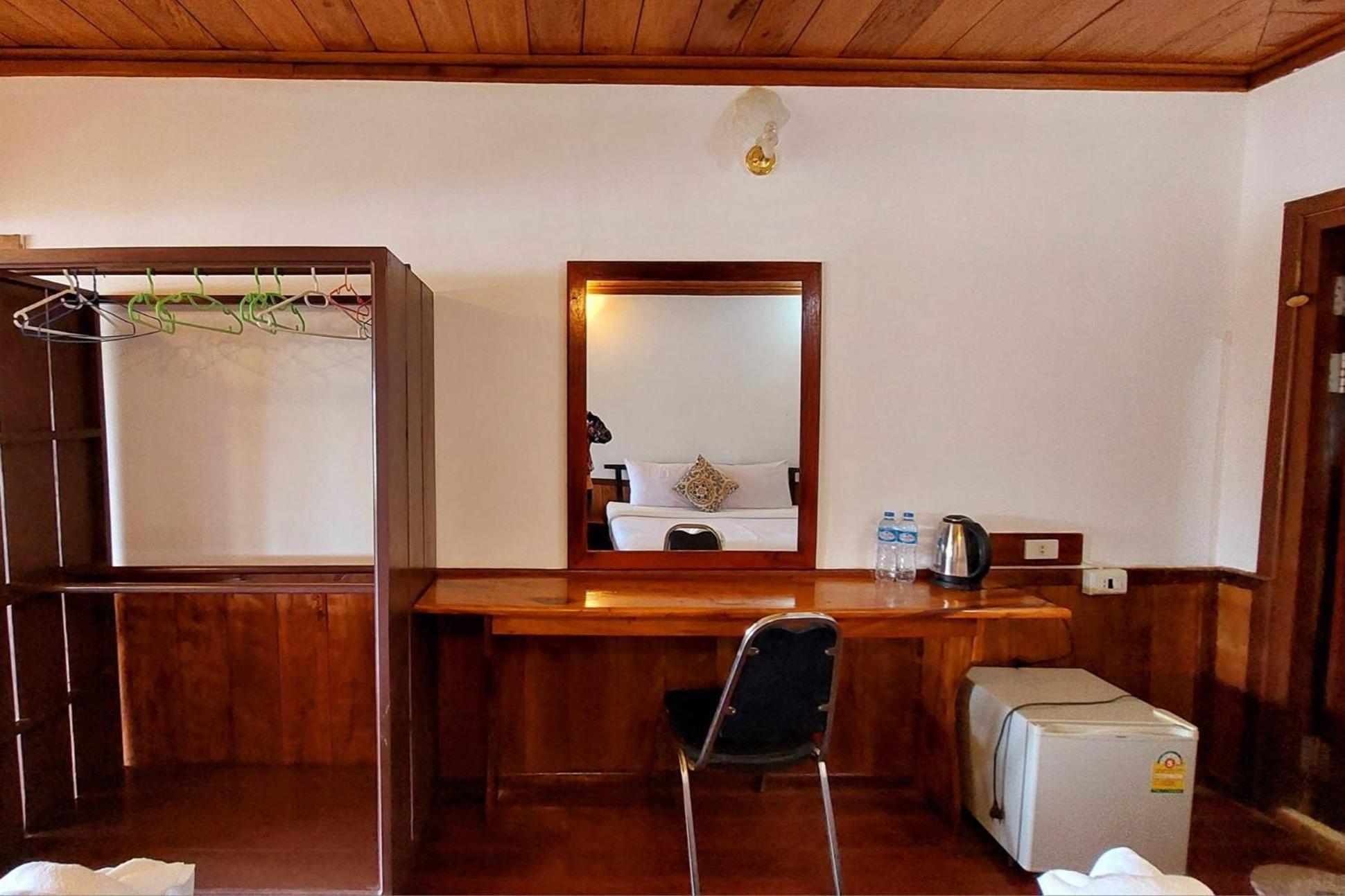 Bontai Resort, Don Khon Ban Khon Exterior photo
